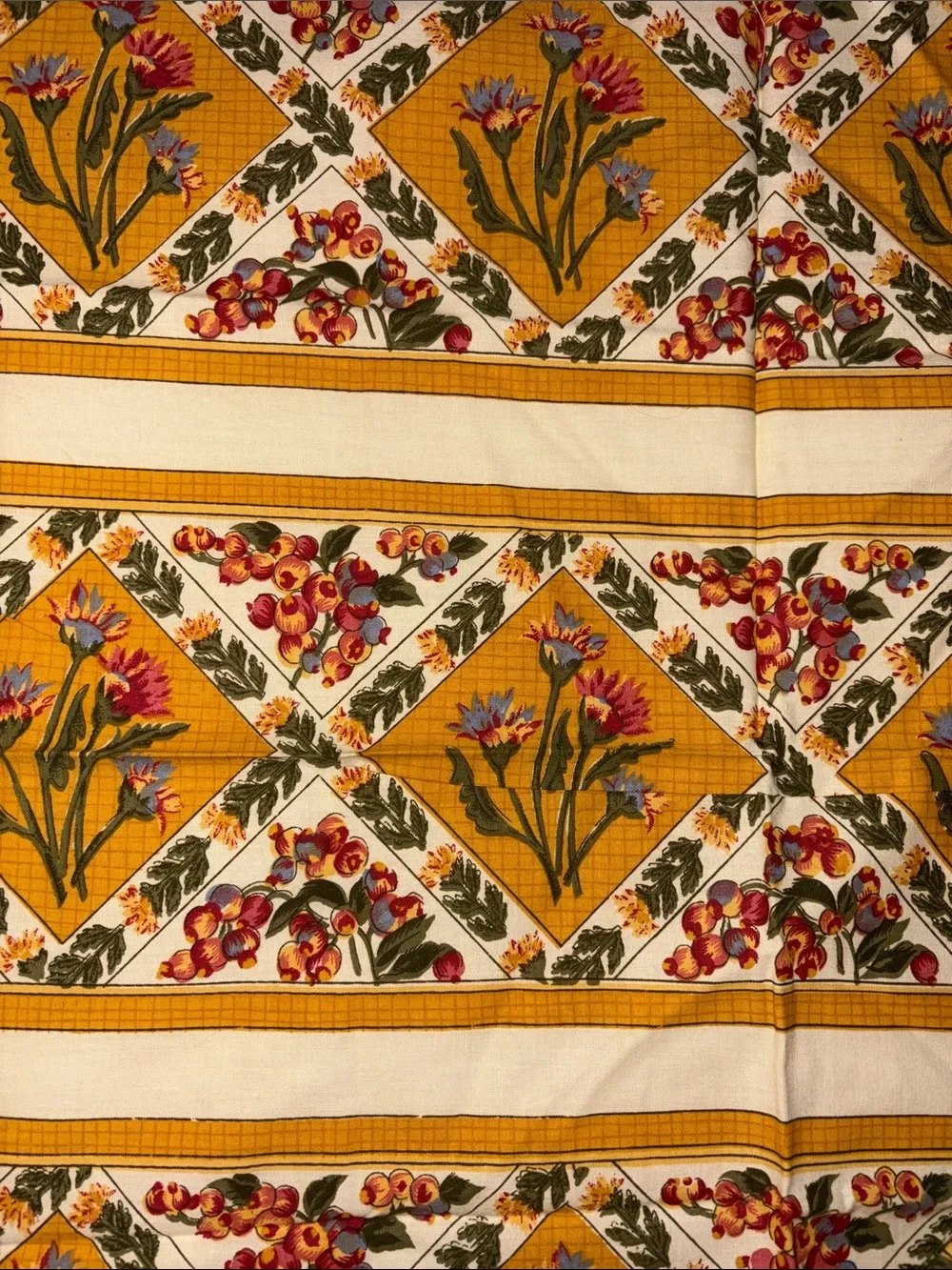 April Cornell French Provenance Floral Napkins Color: Mustard/Red/Green Set of 4